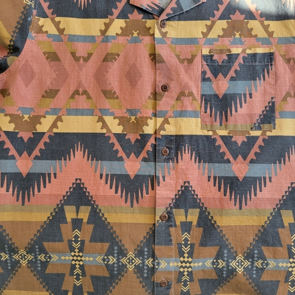 Frye and Co. Big and Tall  Regular Fit Short Sleeve Button-Down Shirt. - Picture 6 of 8